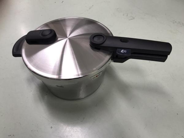 가정용 압력냄비 및 압력솥(S/S, 슬라이드식, 스프링식, 스프링식) Vitaquick black PR. COOKER 22CM 4.5L