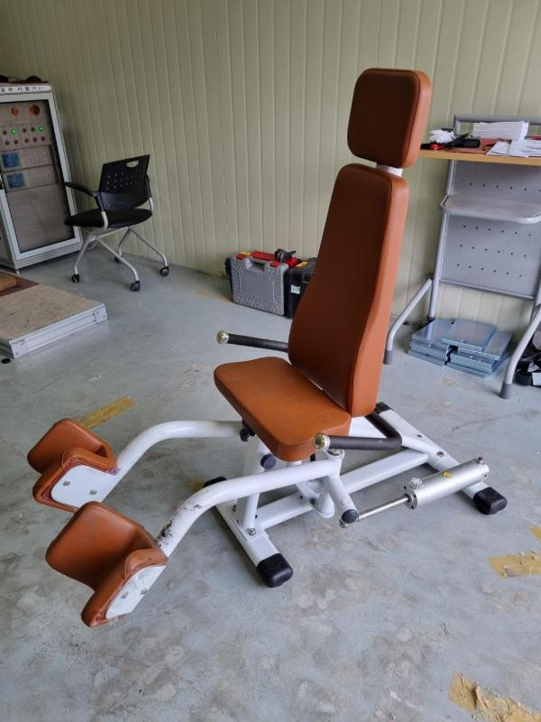 헬스기구(고정식 운동기구) GYM EQUIPMENT H06 Hip upduction