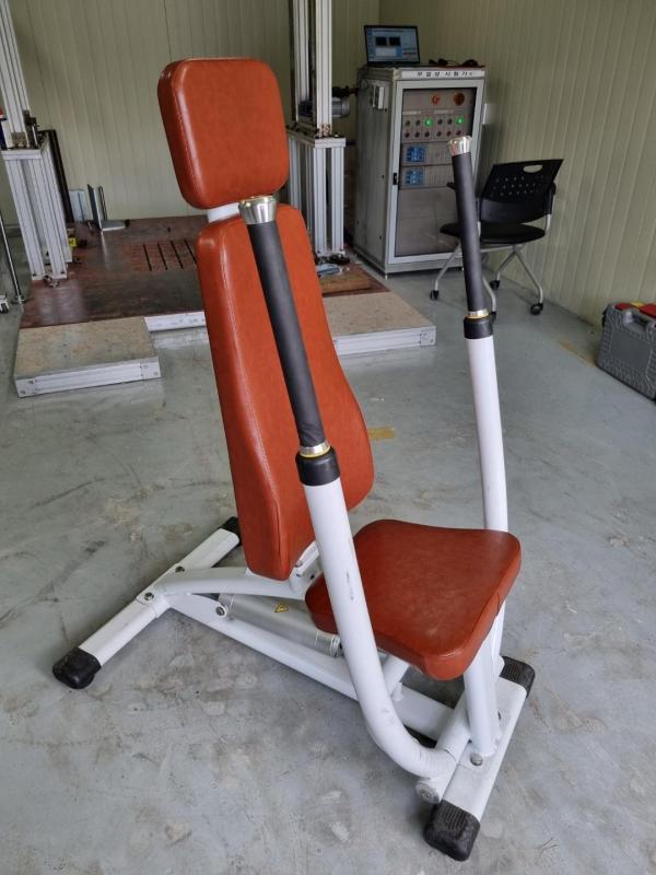 헬스기구(고정식 운동기구) GYM EQUIPMENT H01 Chest press