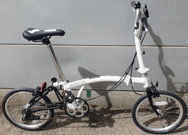 이륜자전거 2022 A Line M3E Brompton bike White Gloss