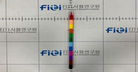 학용품 색연필