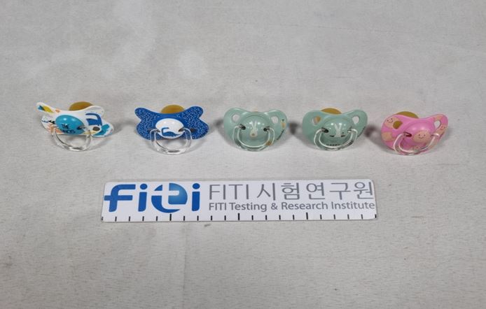 합성수지제 어린이용품 SUAVINEX NATURAL RUBBER SOOTHER